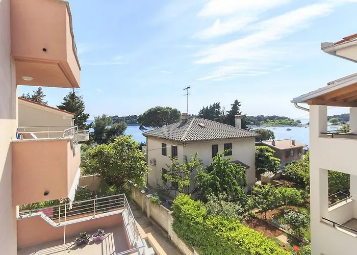 Apartment Lara Pula